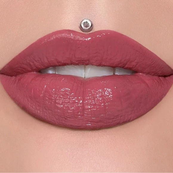 Jeffree Star Supreme Full Pigment Lip Gloss (Color: Please Forgive Me)(NWT) - Picture 1 of 4